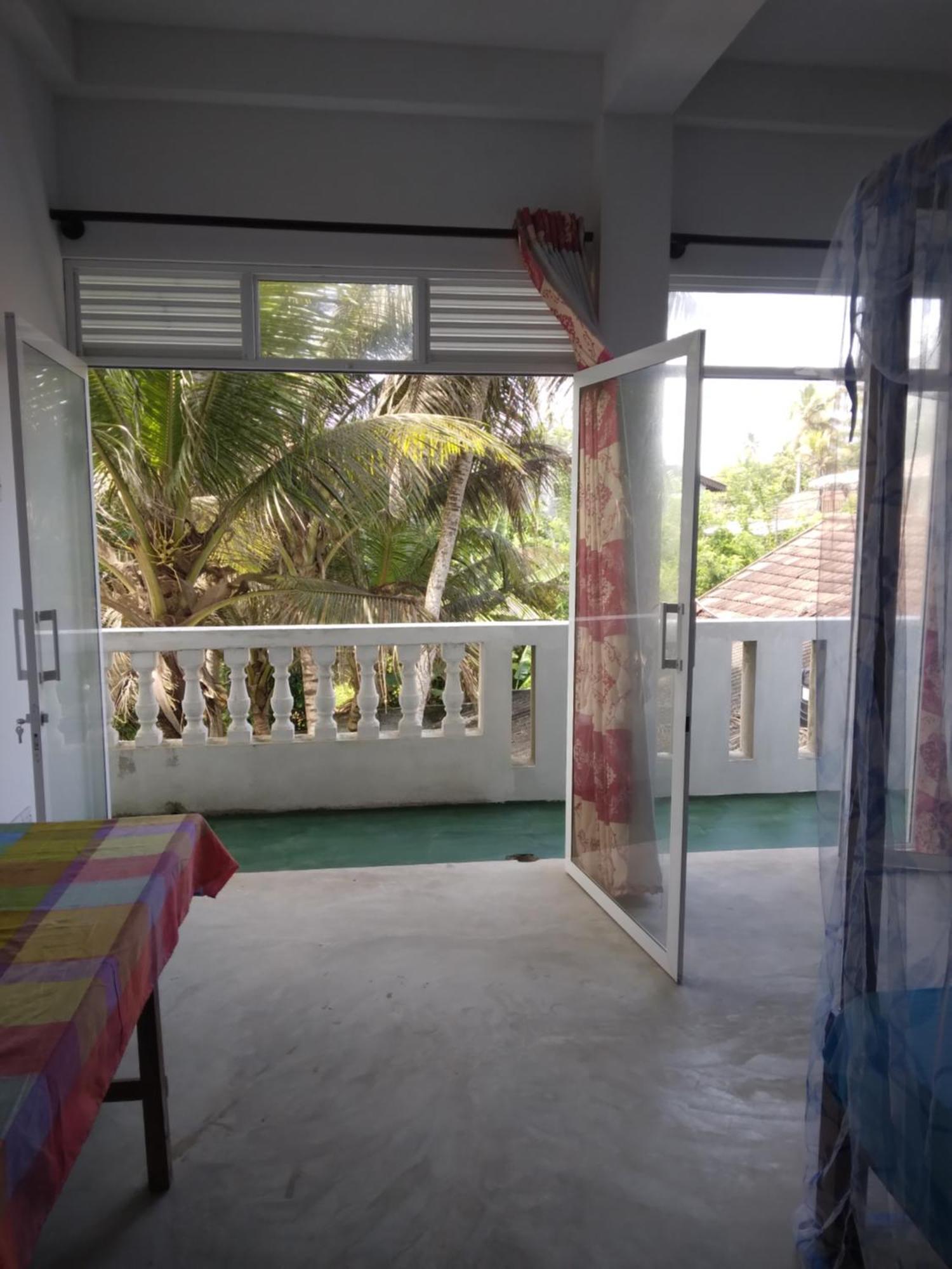 Sunray Rest - Beach View Homestay มิริสซา ภายนอก รูปภาพ