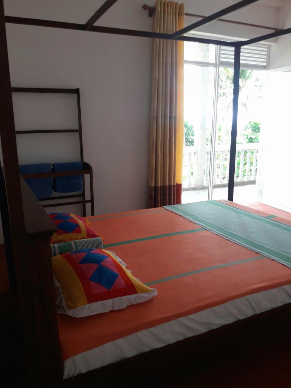 Sunray Rest - Beach View Homestay มิริสซา ภายนอก รูปภาพ