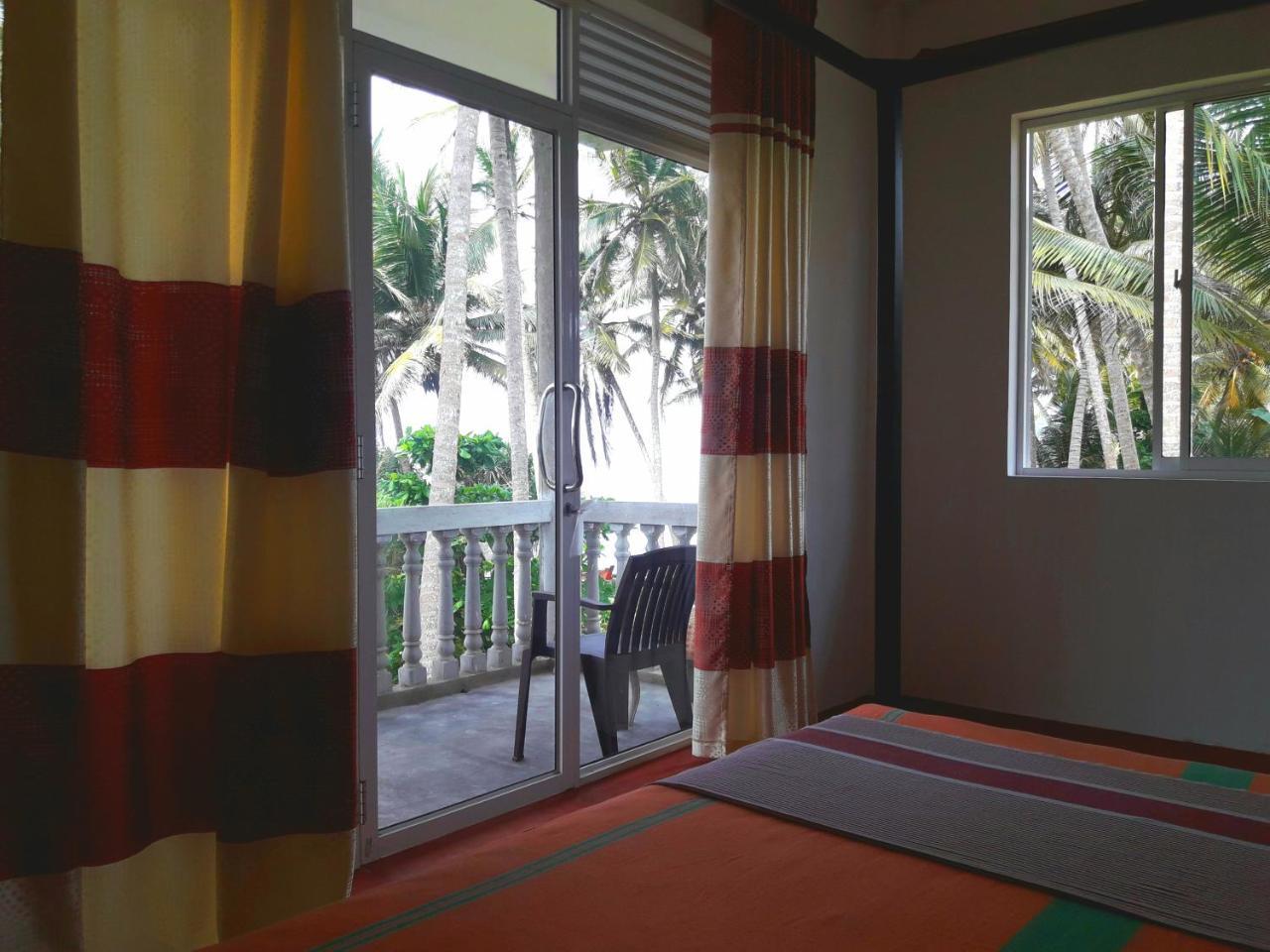 Sunray Rest - Beach View Homestay มิริสซา ภายนอก รูปภาพ